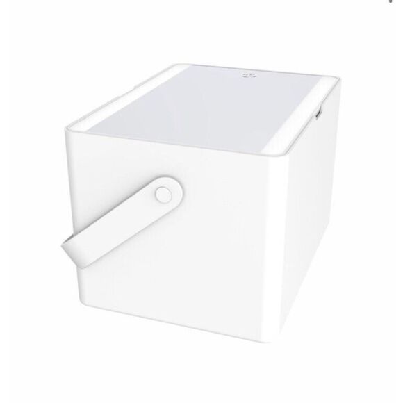 Conair - Crystal Clear LED Makeup Storage Mirror Case - Picture 7 of 7